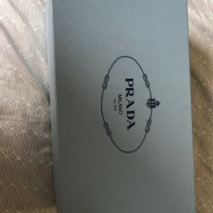 Prada box